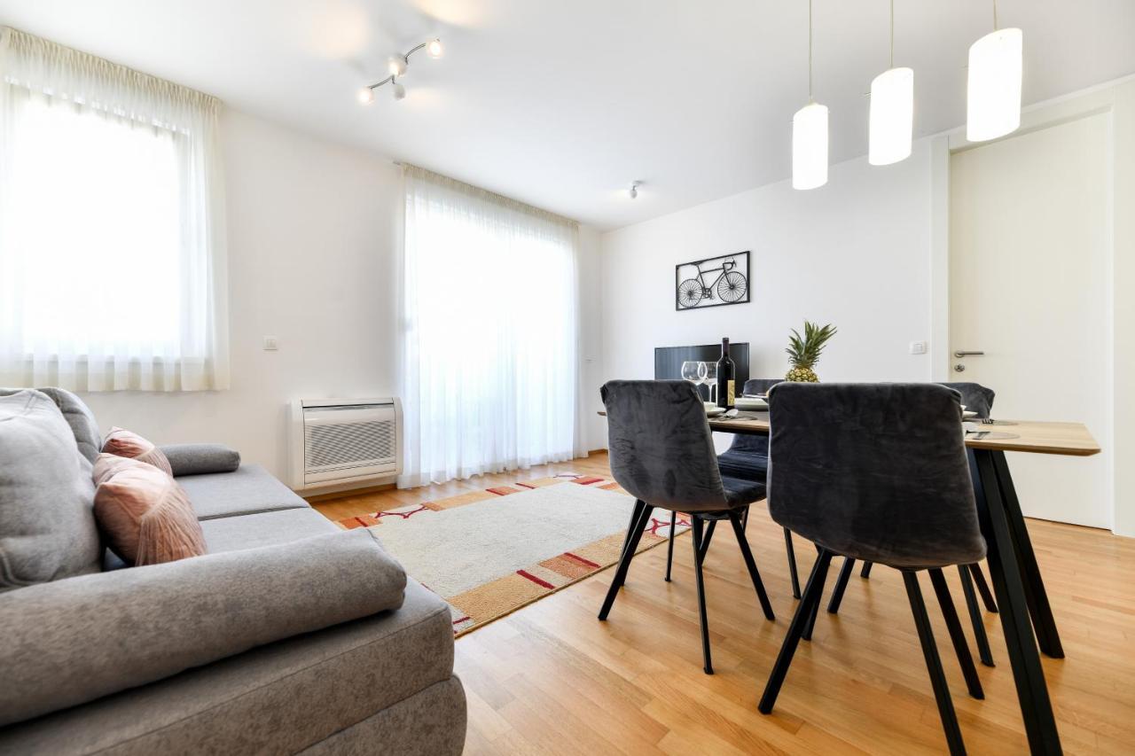 Modern Apartment For 2025' Vacation In Zadar Luaran gambar