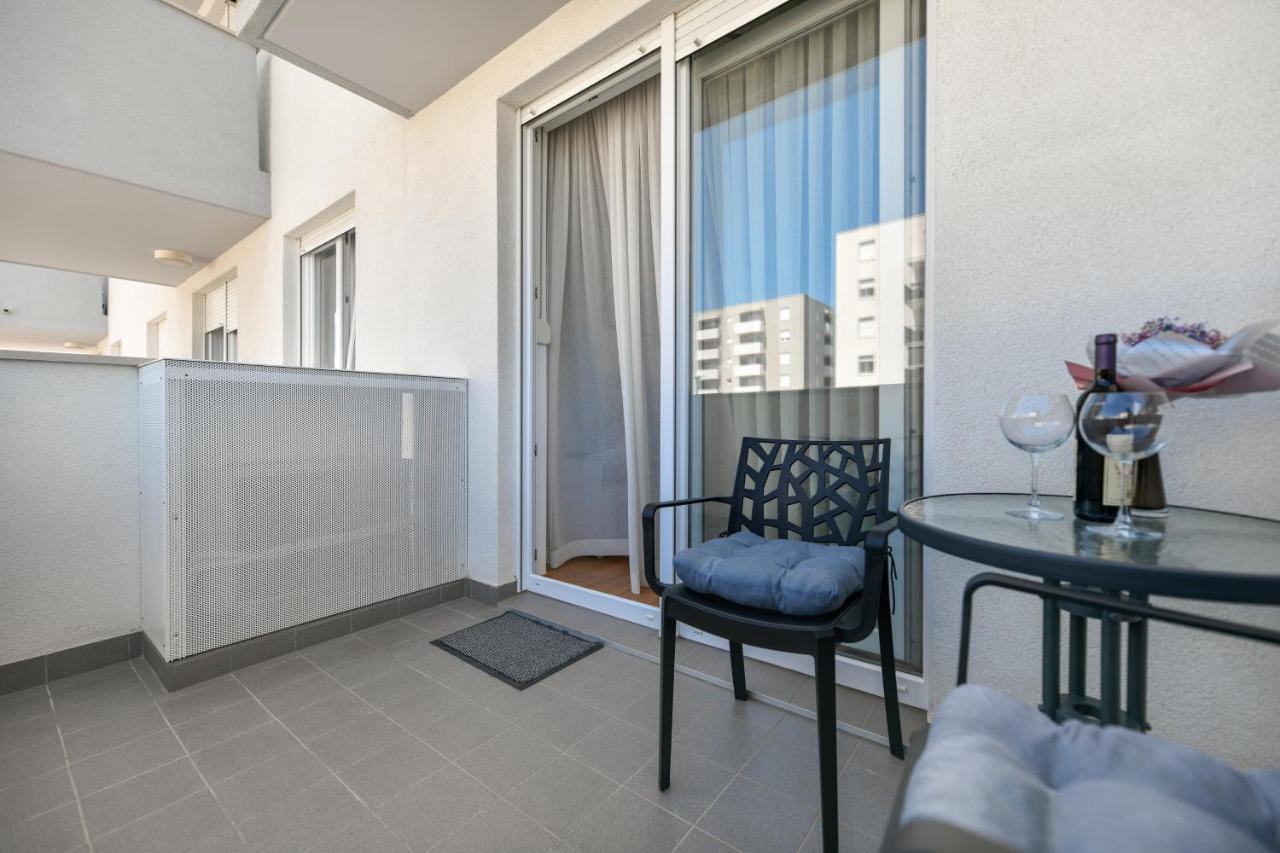 Modern Apartment For 2025' Vacation In Zadar Luaran gambar