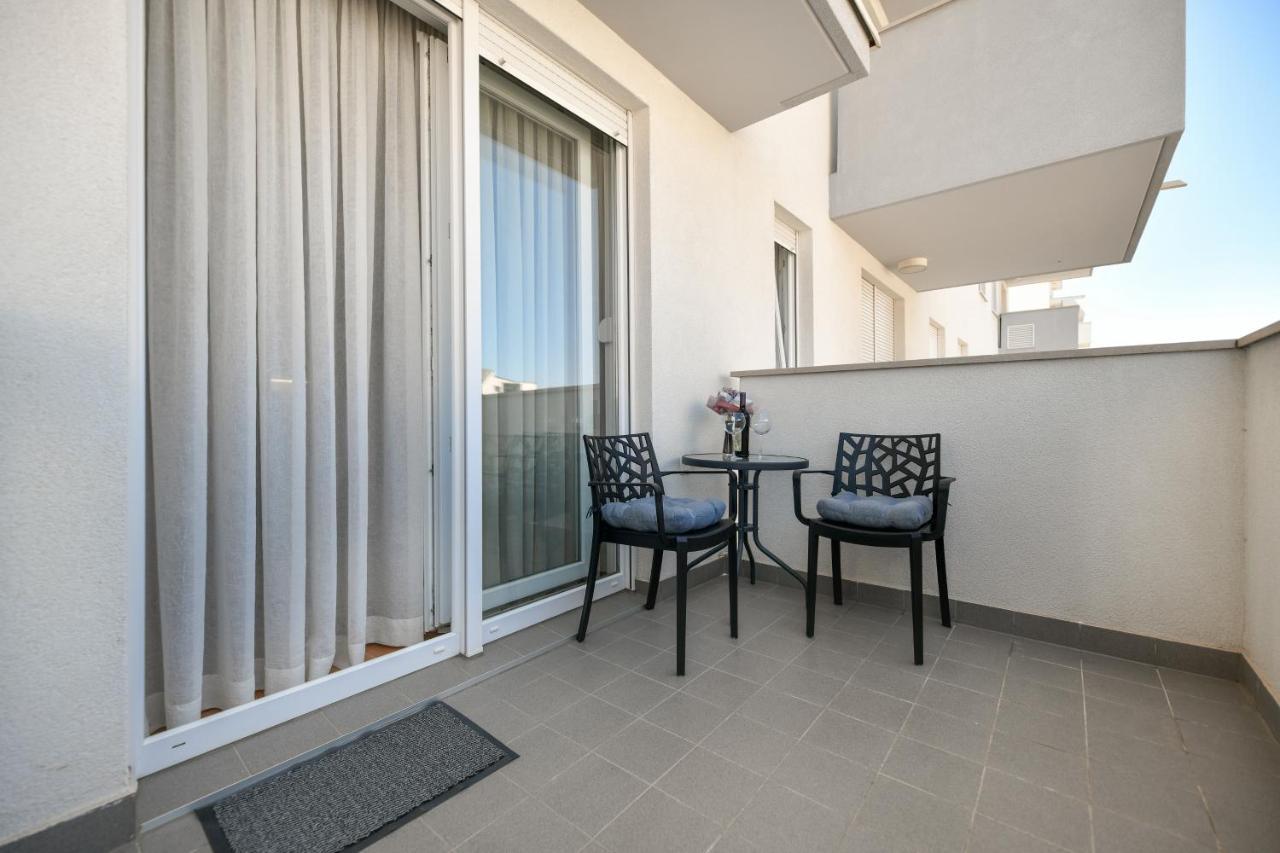 Modern Apartment For 2025' Vacation In Zadar Luaran gambar